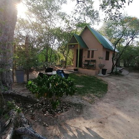 Mukuku Rest Camp Hotel Shimweghe Exterior foto