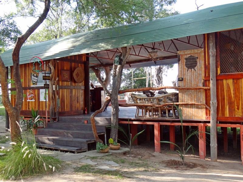 Mukuku Rest Camp Hotel Shimweghe Exterior foto